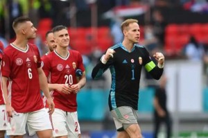  曼联主场爆冷负于升班马球队  