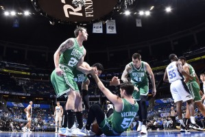  班切罗准绝杀魔术险胜活塞  