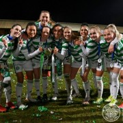  曼城女足夺得联赛冠军创历史  