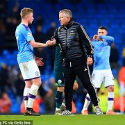  阿森纳门将低级失误，伯恩茅斯补时扳平抢关键一分  